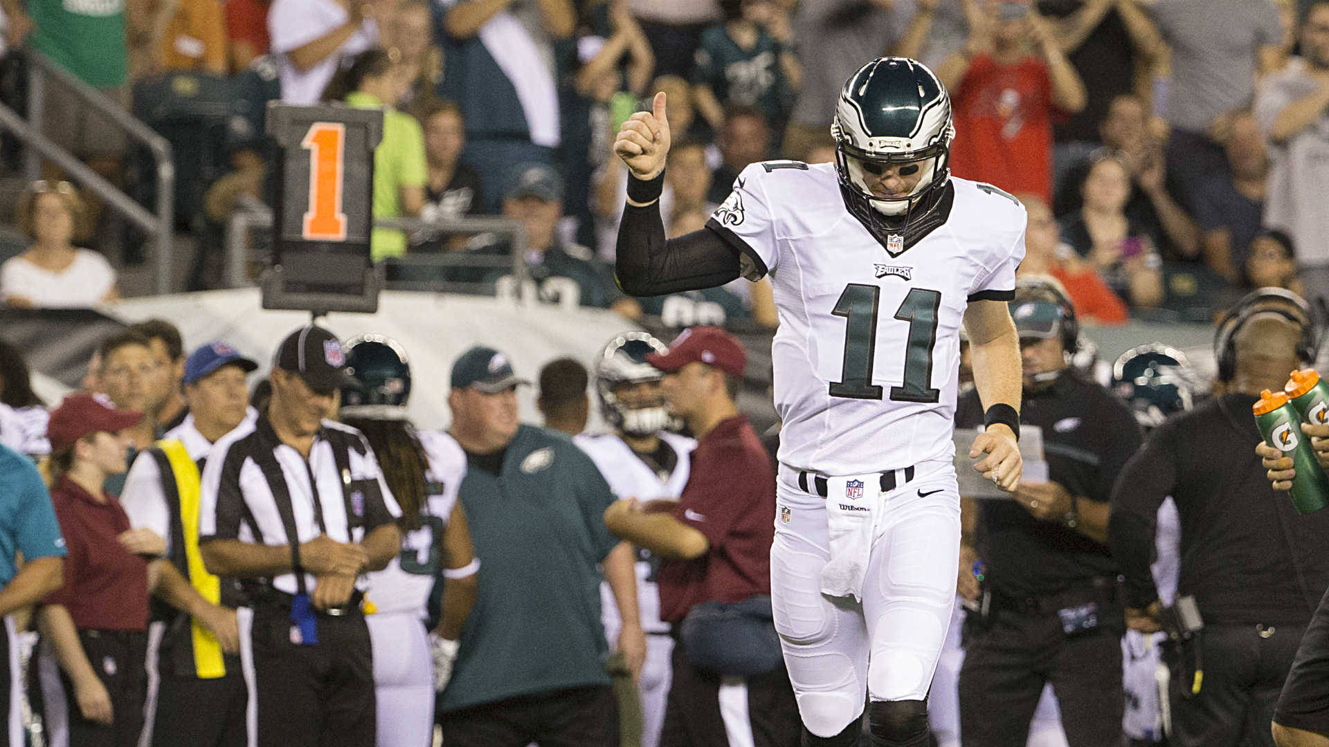 Nfl Thumbs Up Carson Wentz