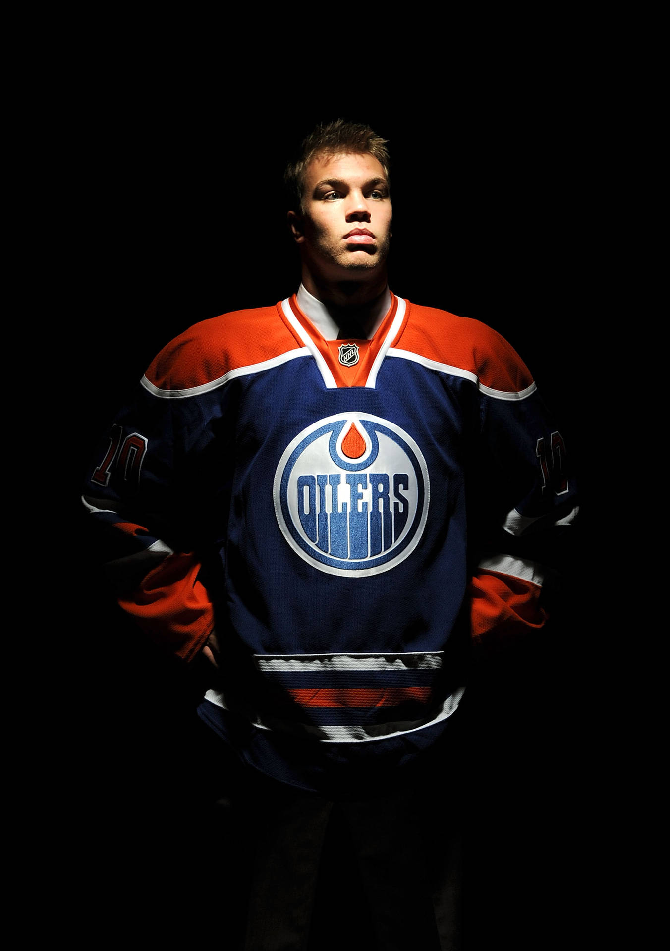 Nhl Team Player Taylor Hall Background