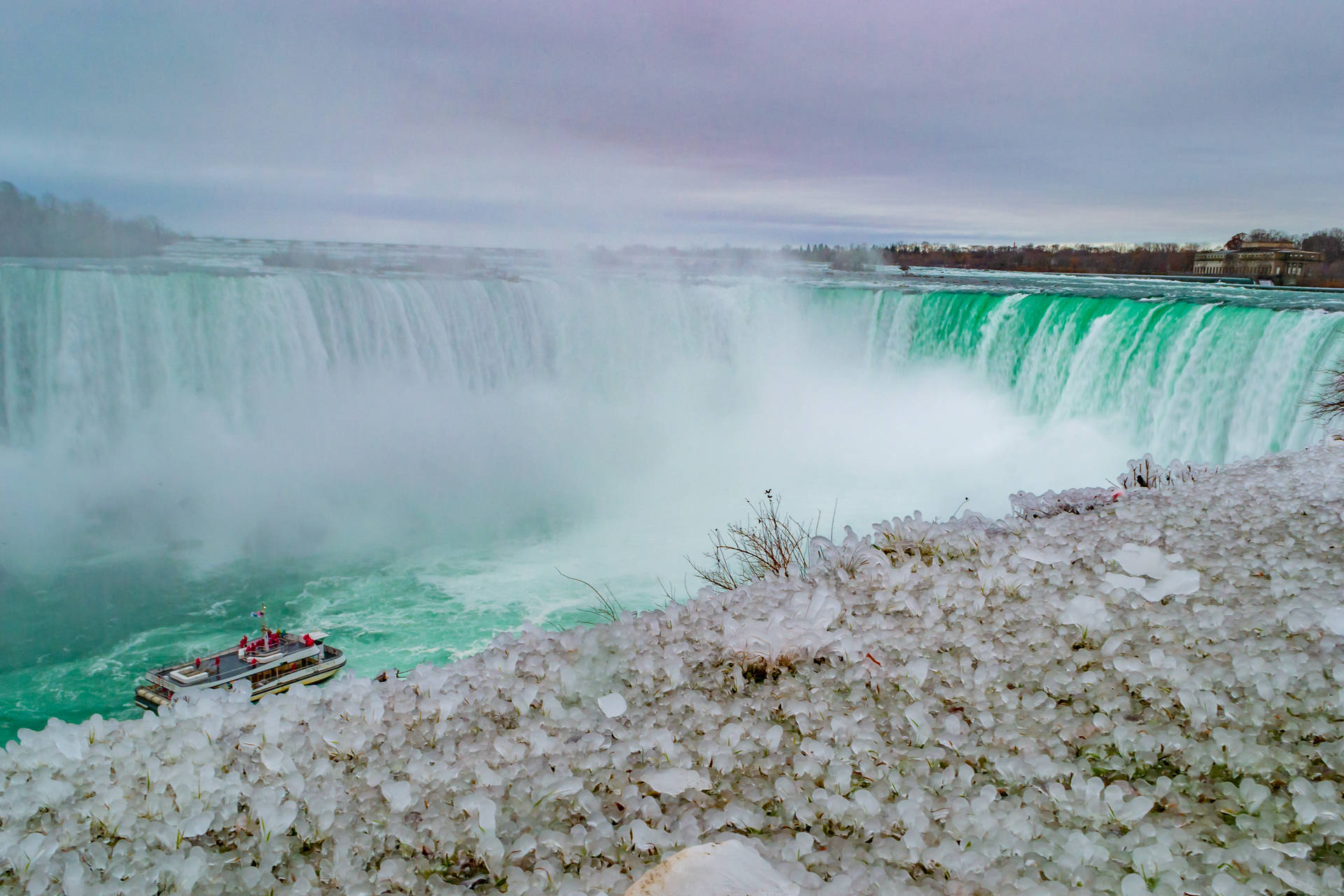 Niagara Falls Prewinter Spectacle Background