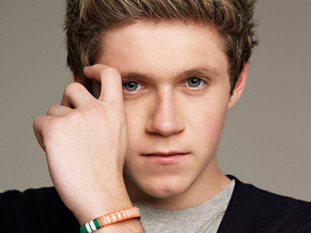 Niall Horan Wristband Background