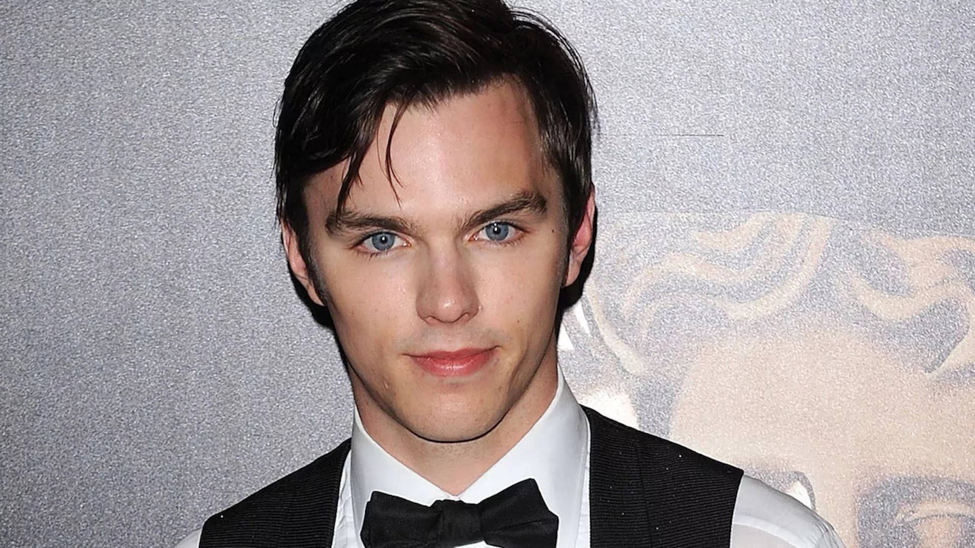 Nicholas Hoult Blue Eyes Background