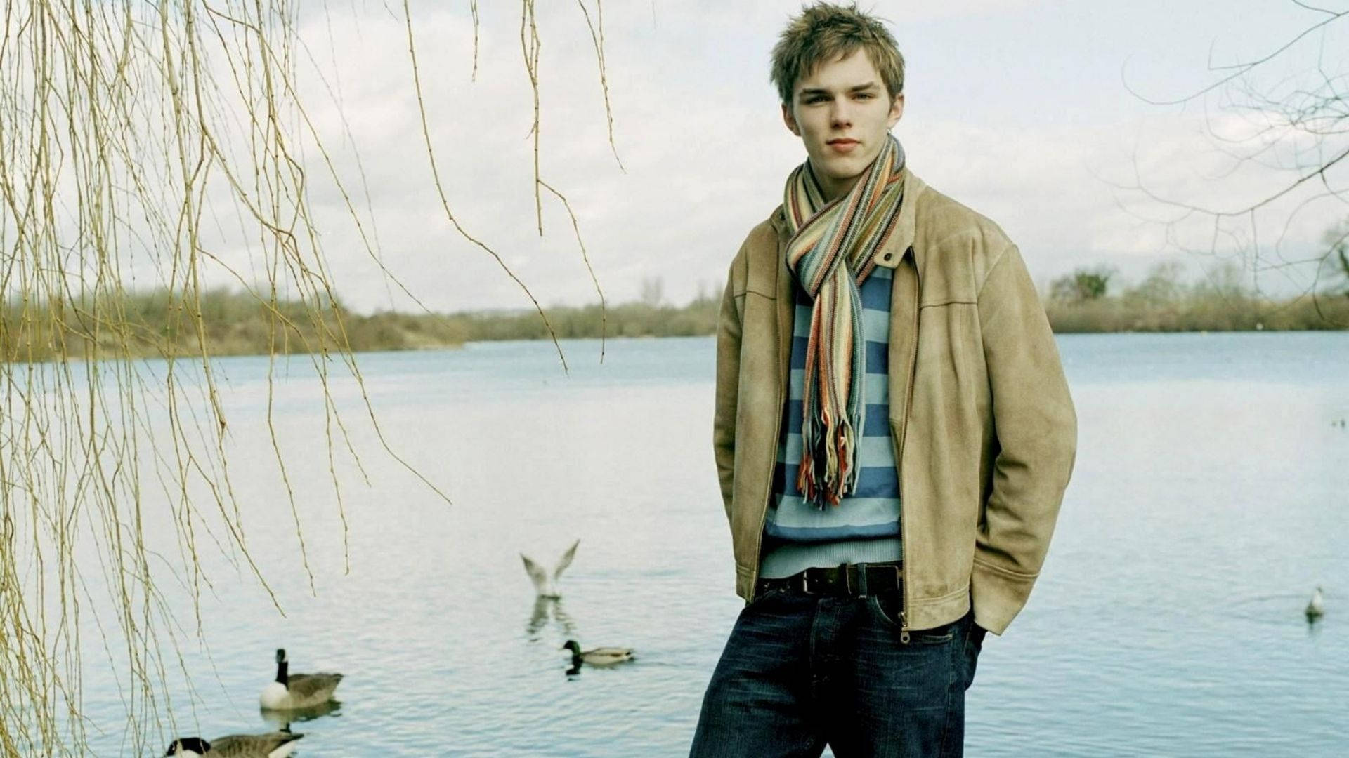 Nicholas Hoult In The Lake Background