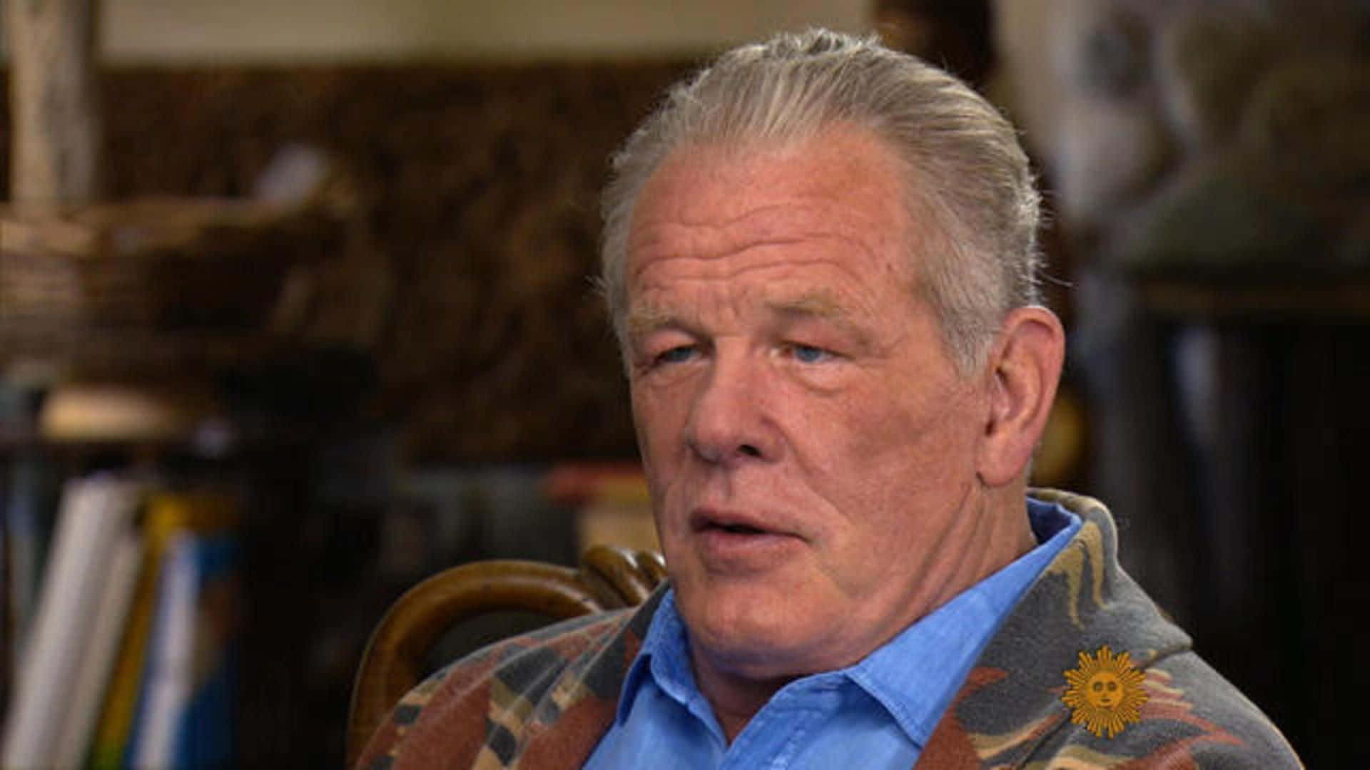Nick Nolte Looking Reflection In The Mirror