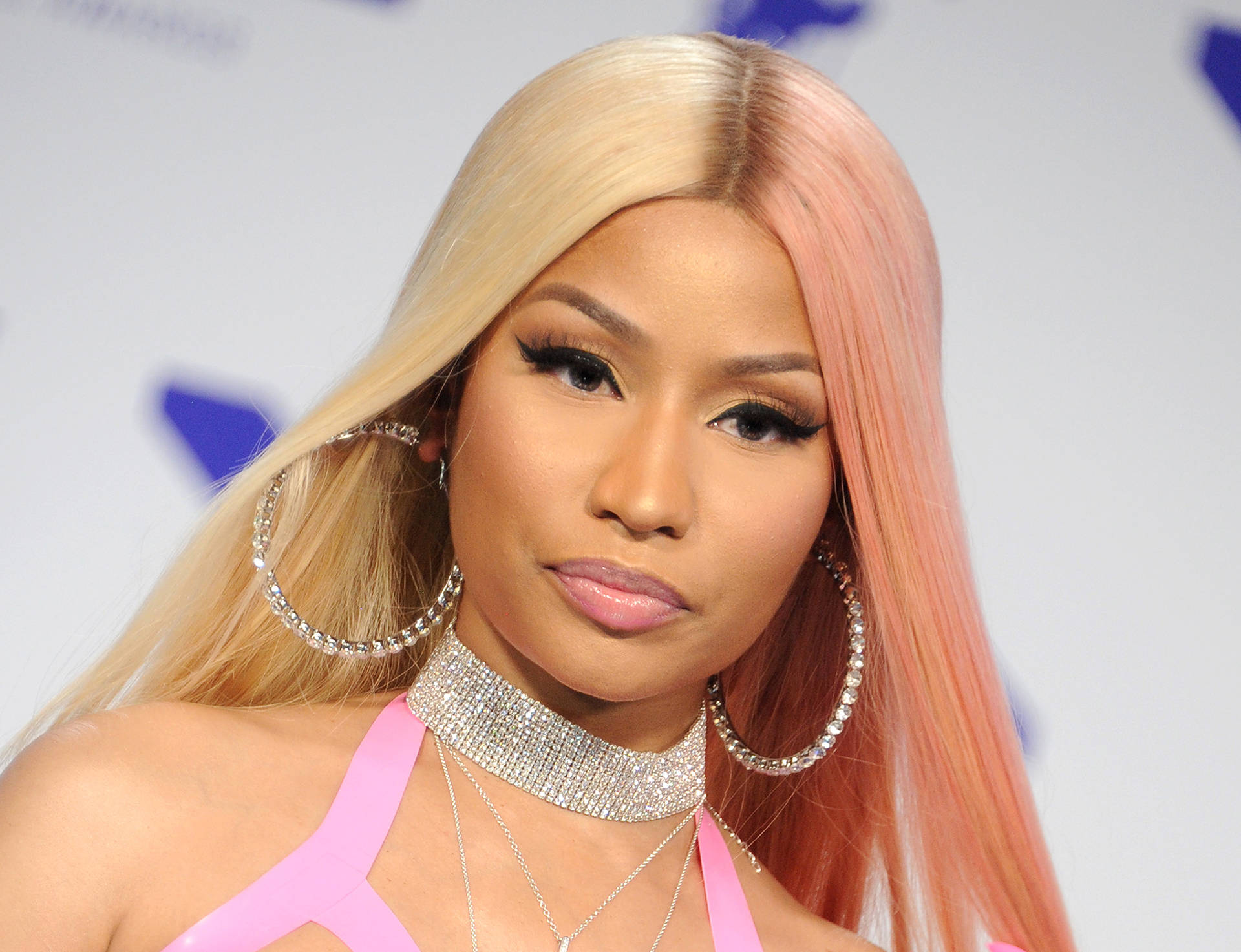 Nicki Minaj Half Pink And Blonde Background