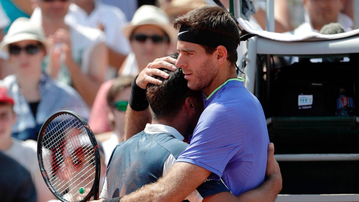 Nicolas Almagro Being Consoled