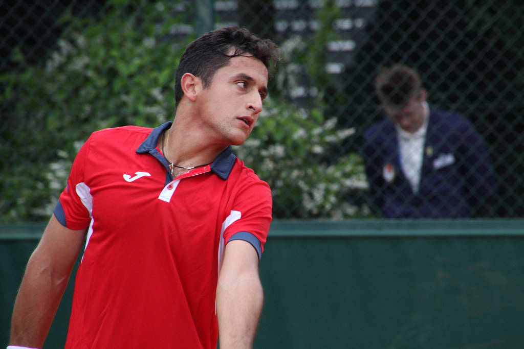 Nicolas Almagro Preparing Serve