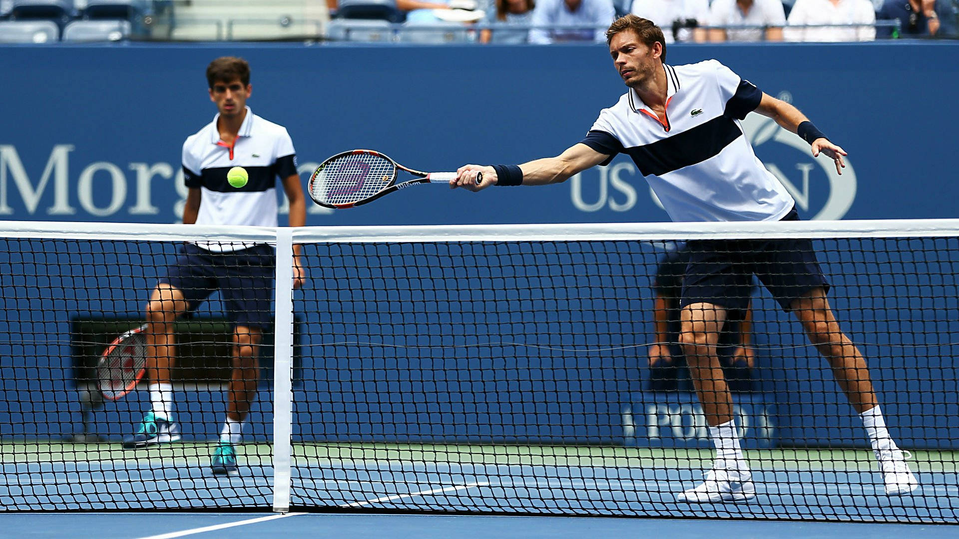 Nicolas Mahut Graceful Forehand Stroke