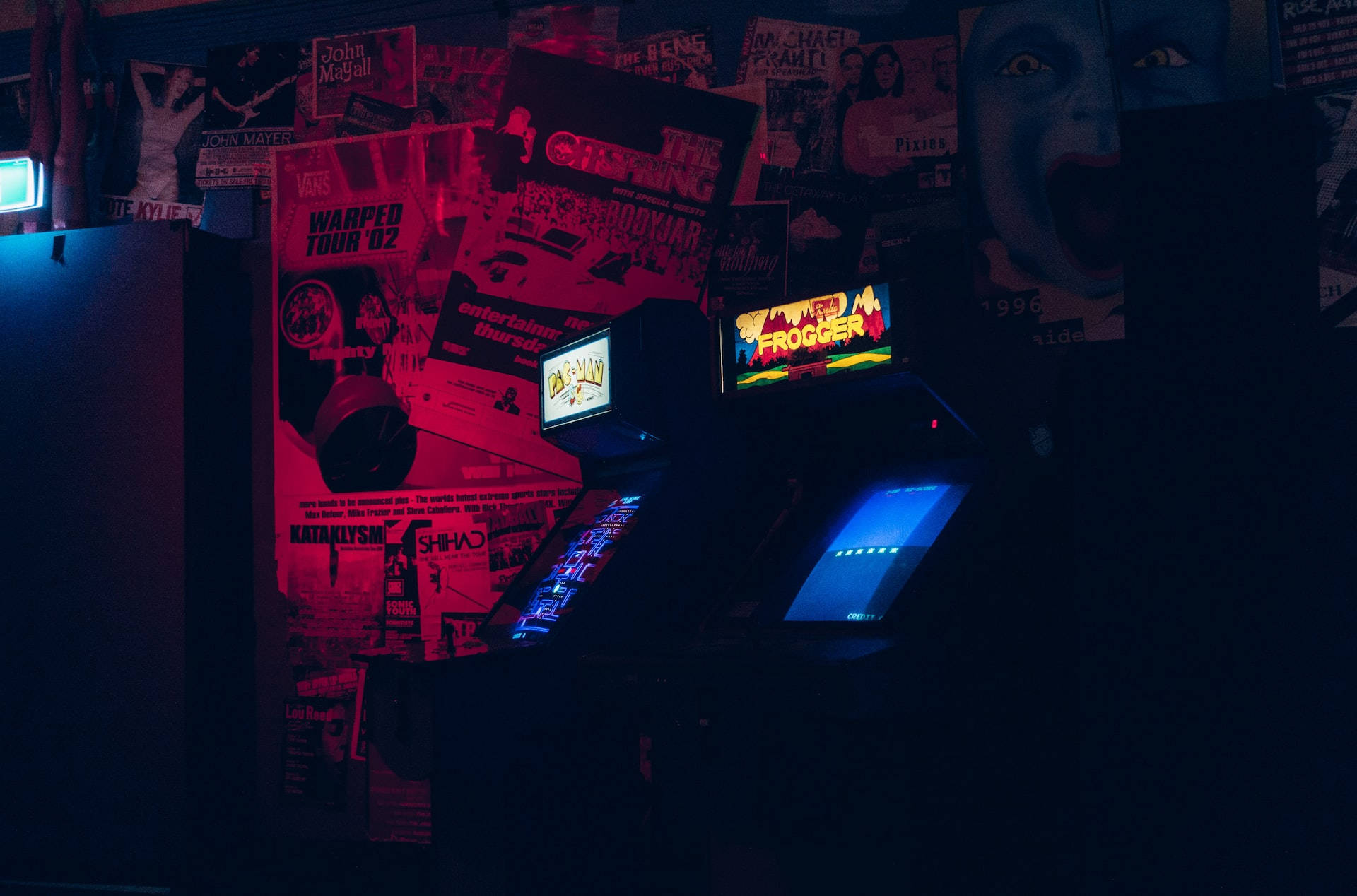 Night Aesthetic Vintage Arcade Background