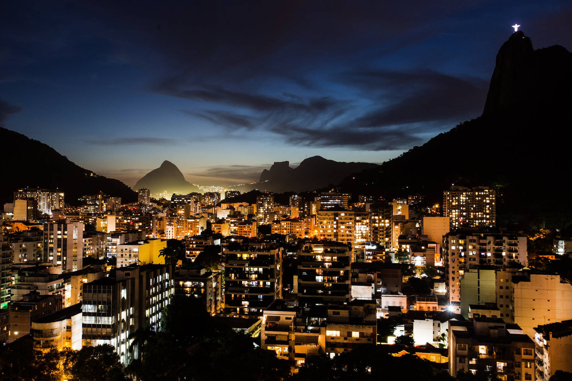 Night City Of Rio De Janeiro Background