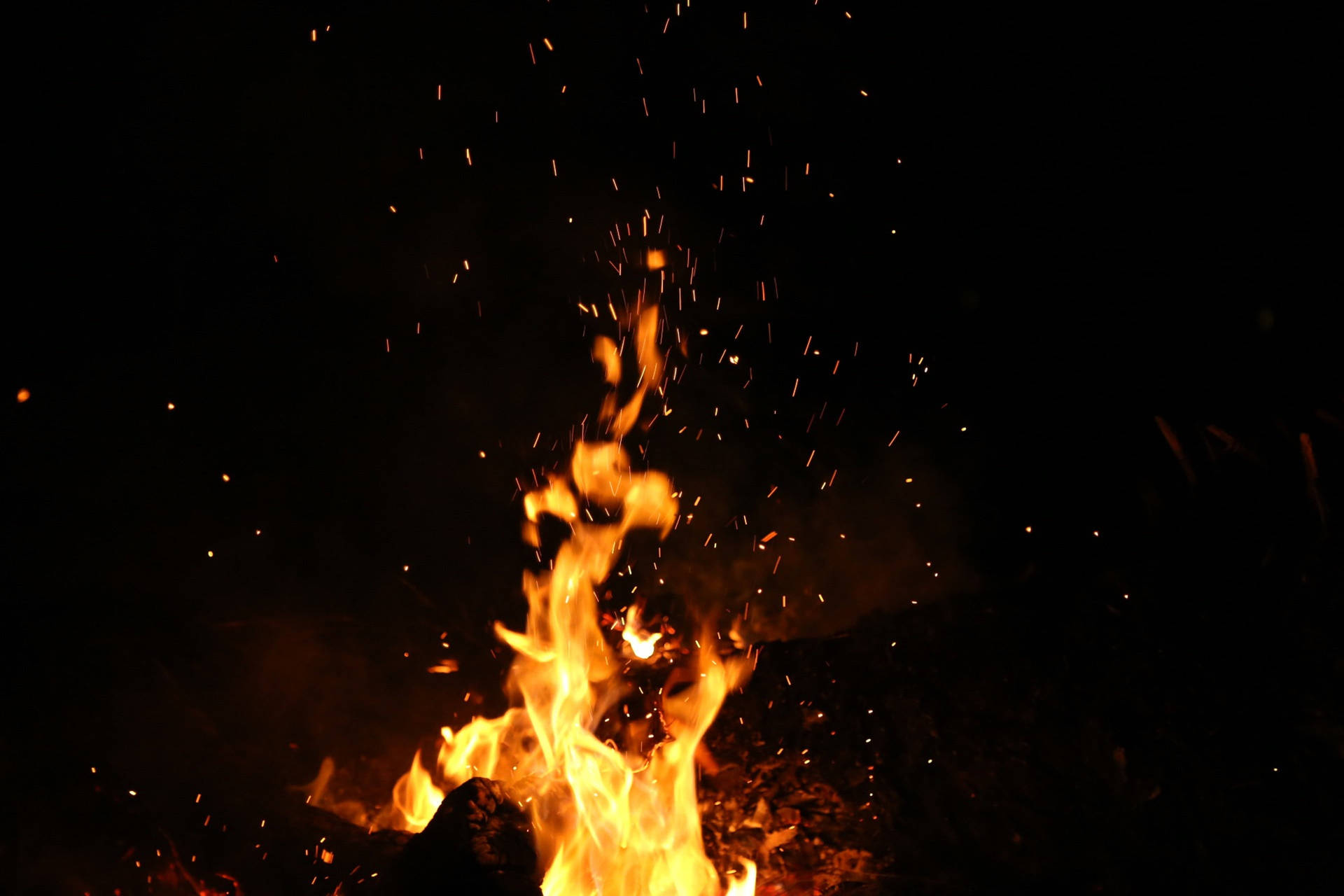 Night Flame Cool 4k Background