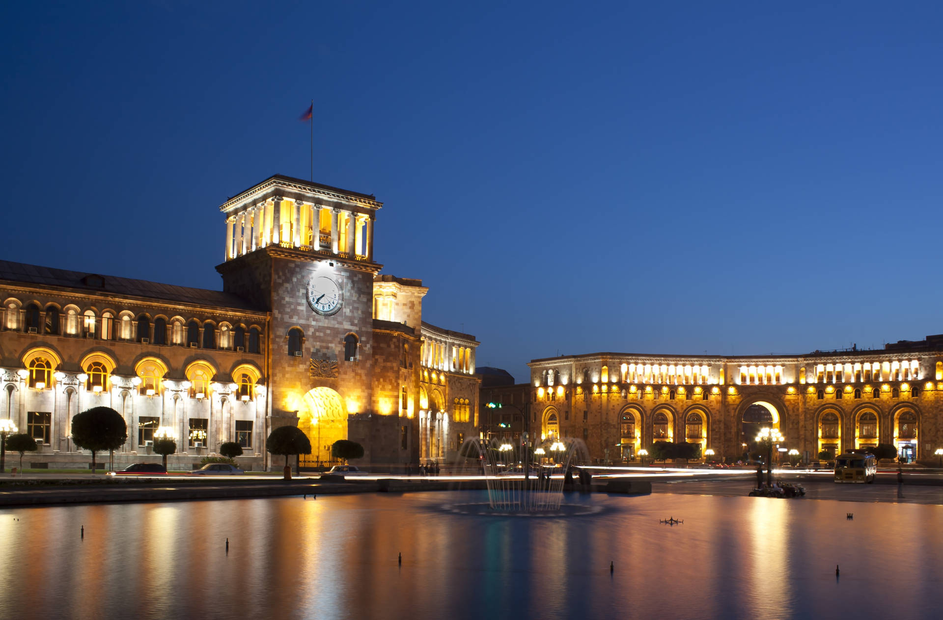 Night View In Yerevan Background