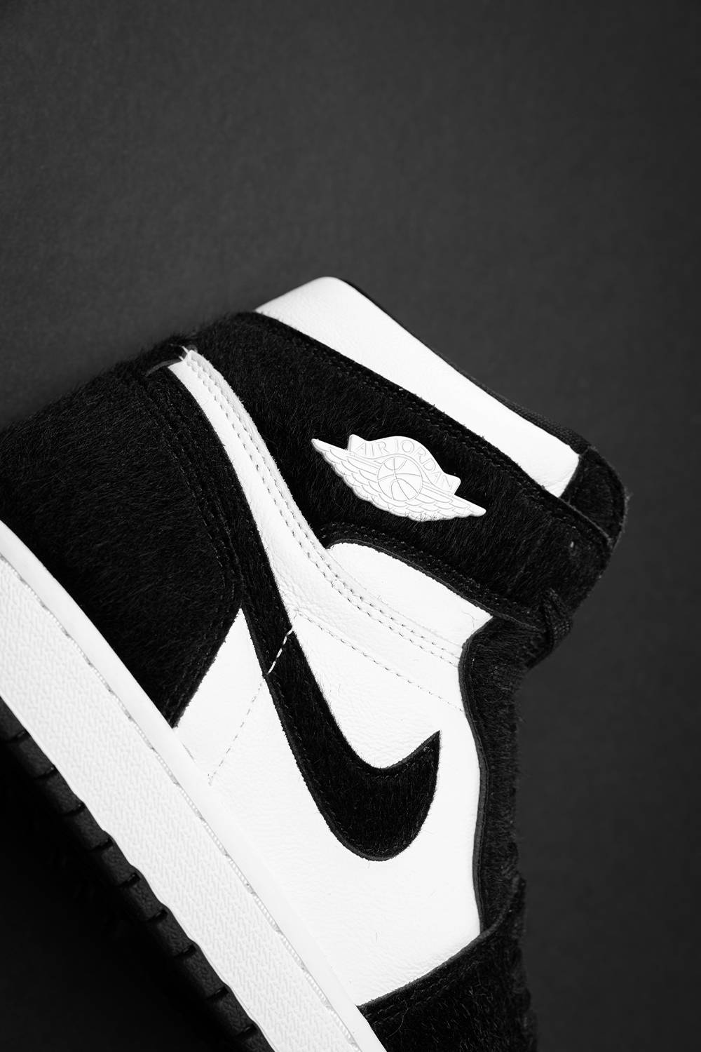 Nike Air Jordan 1 High Og Twist Close-up Background