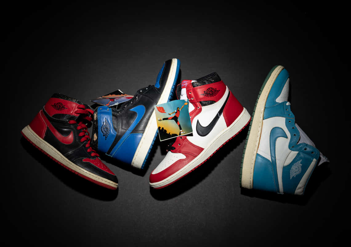 Nike Air Jordan 1 Retro High - Tops Background