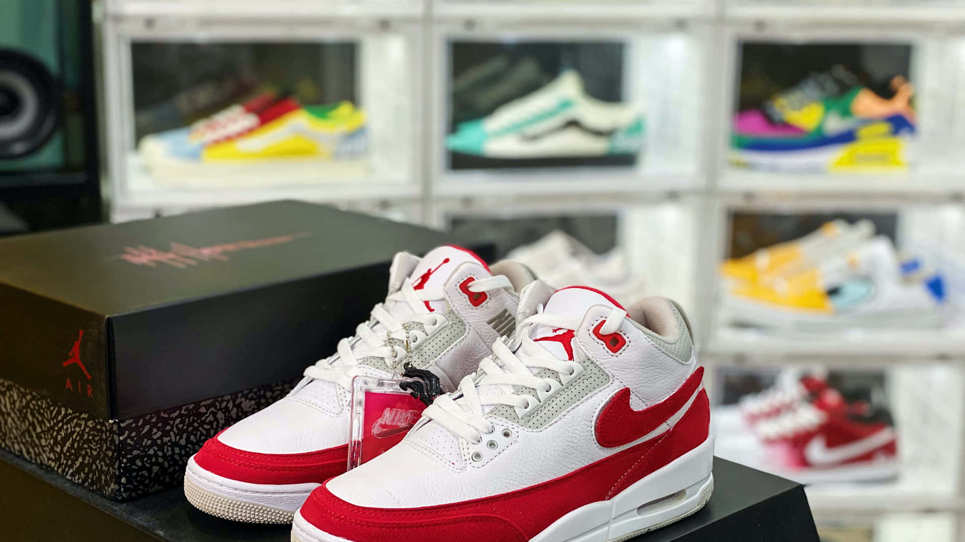 Nike Air Jordan 1 Retro White Red Background