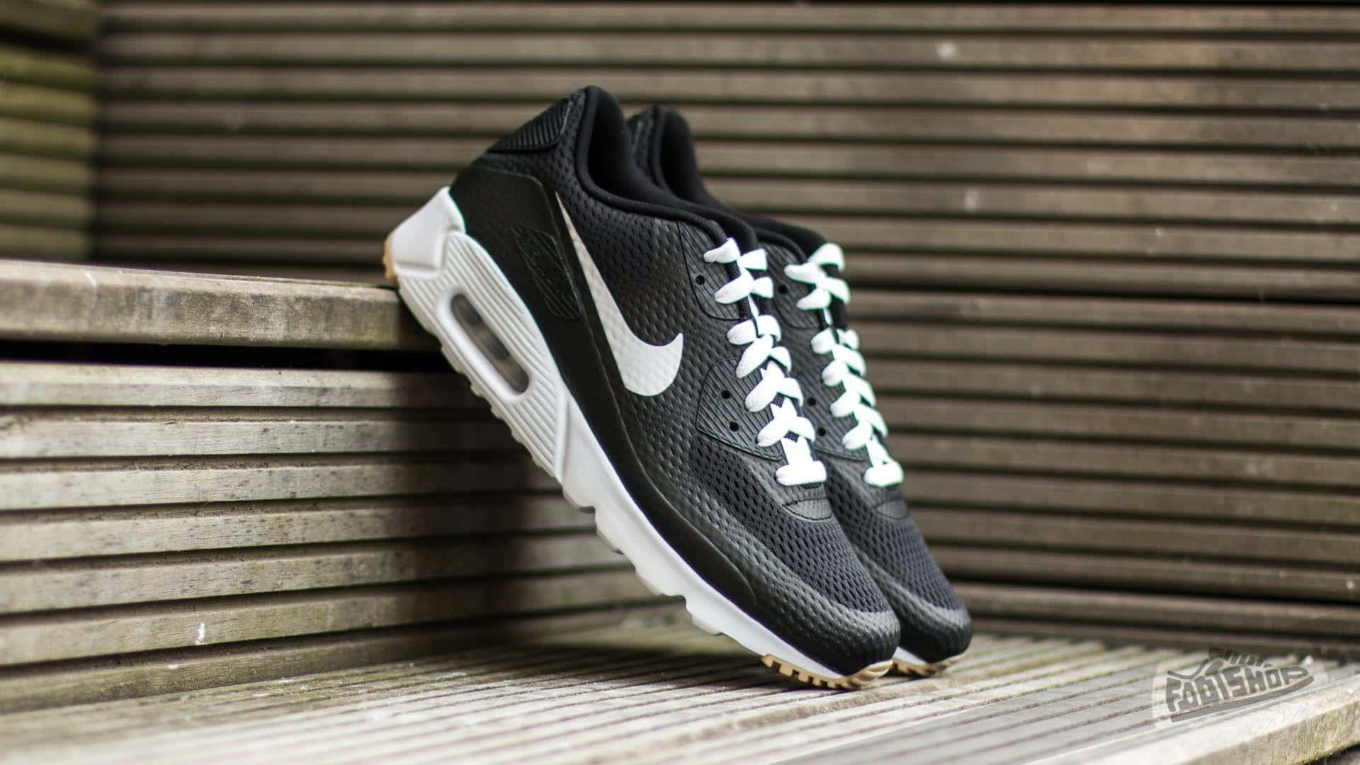 Nike Air Max 90 Black White Background