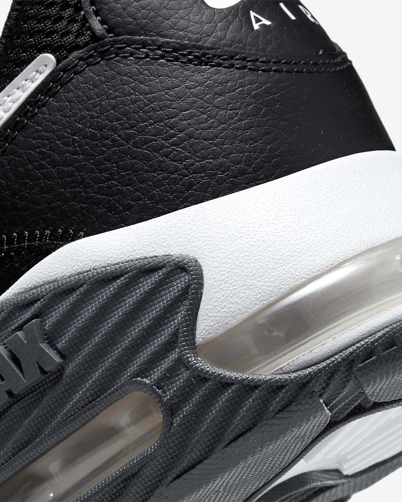 Nike Air Max 90 'black/white' Background