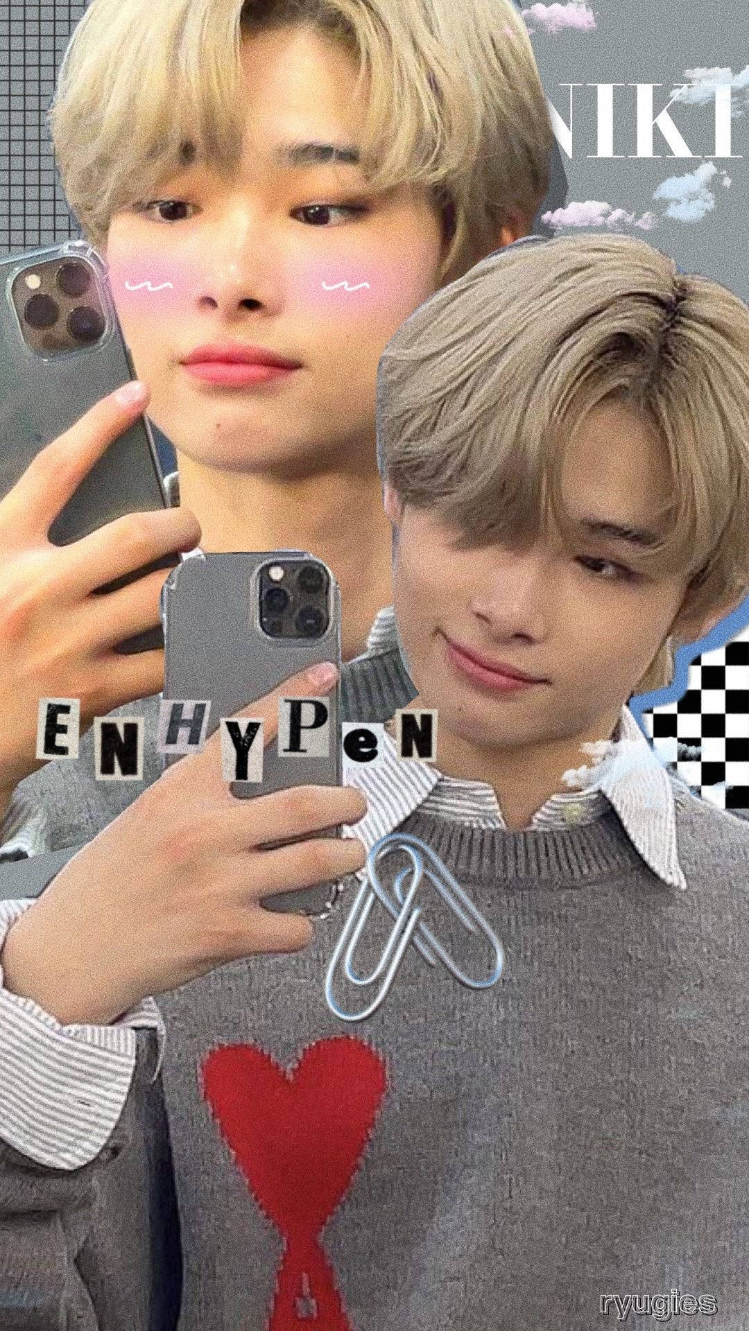 Niki Mirror Selfie Enhypen Aesthetic Background