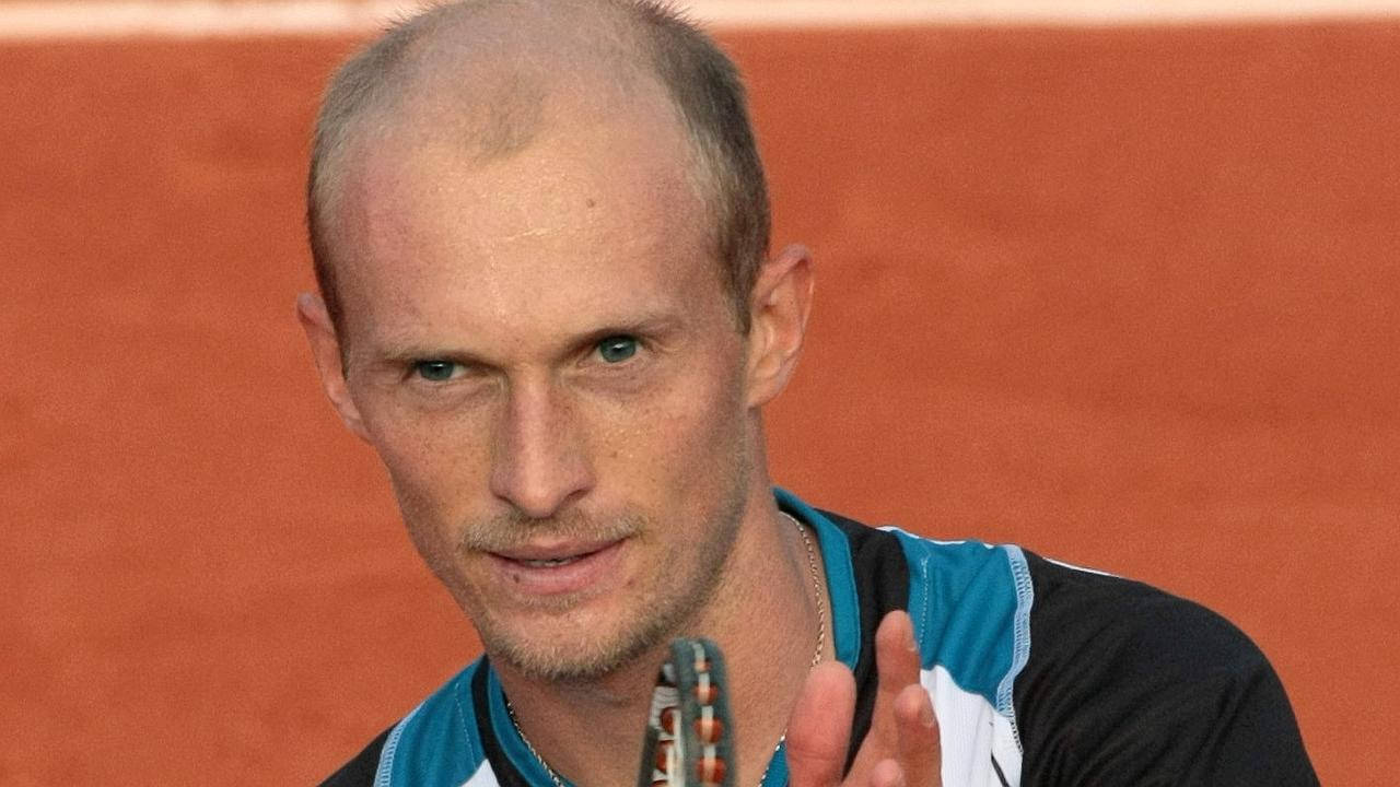 Nikolay Davydenko Feeling Racket Background