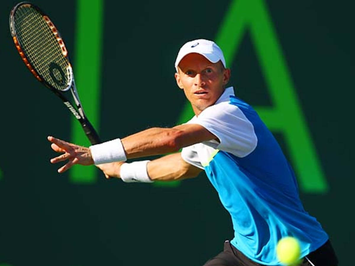 Nikolay Davydenko Preparing Backhand Stroke Background