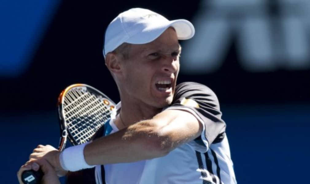 Nikolay Davydenko Preparing For A Tennis Stroke Background