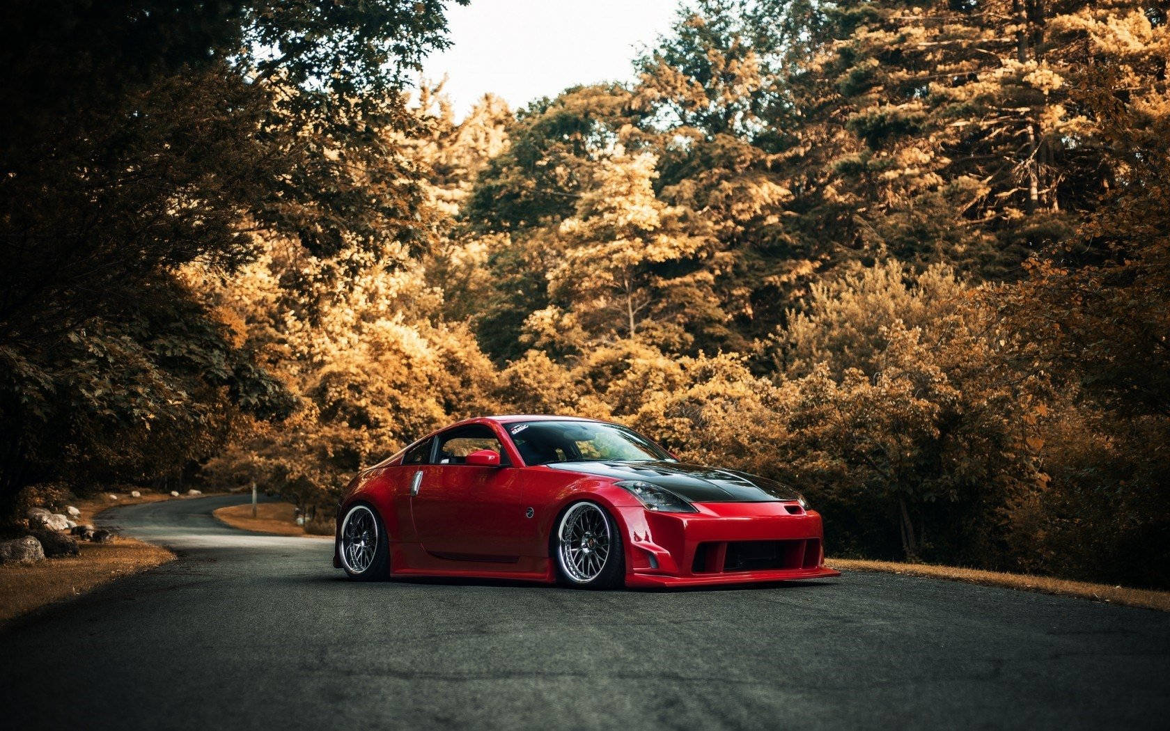 Nissan 350z - Zoom Into The Open Road Background