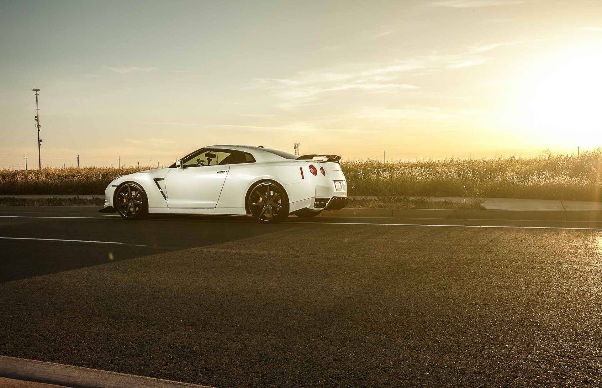 Nissan Skyline Gtr R35 Middle Of Nowhere Background