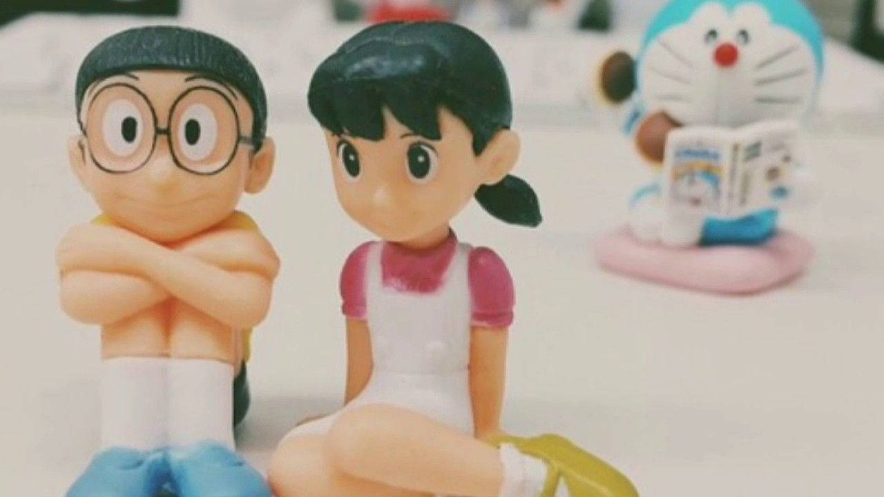 Nobita Shizuka Love Moment - Special Times With Doraemon Background