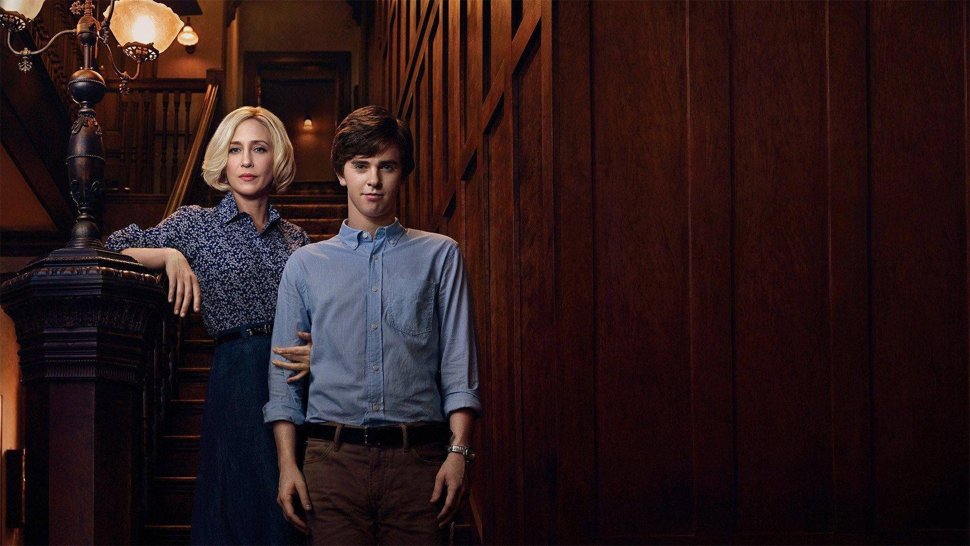 Norma And Norman Bates In Bates Motel