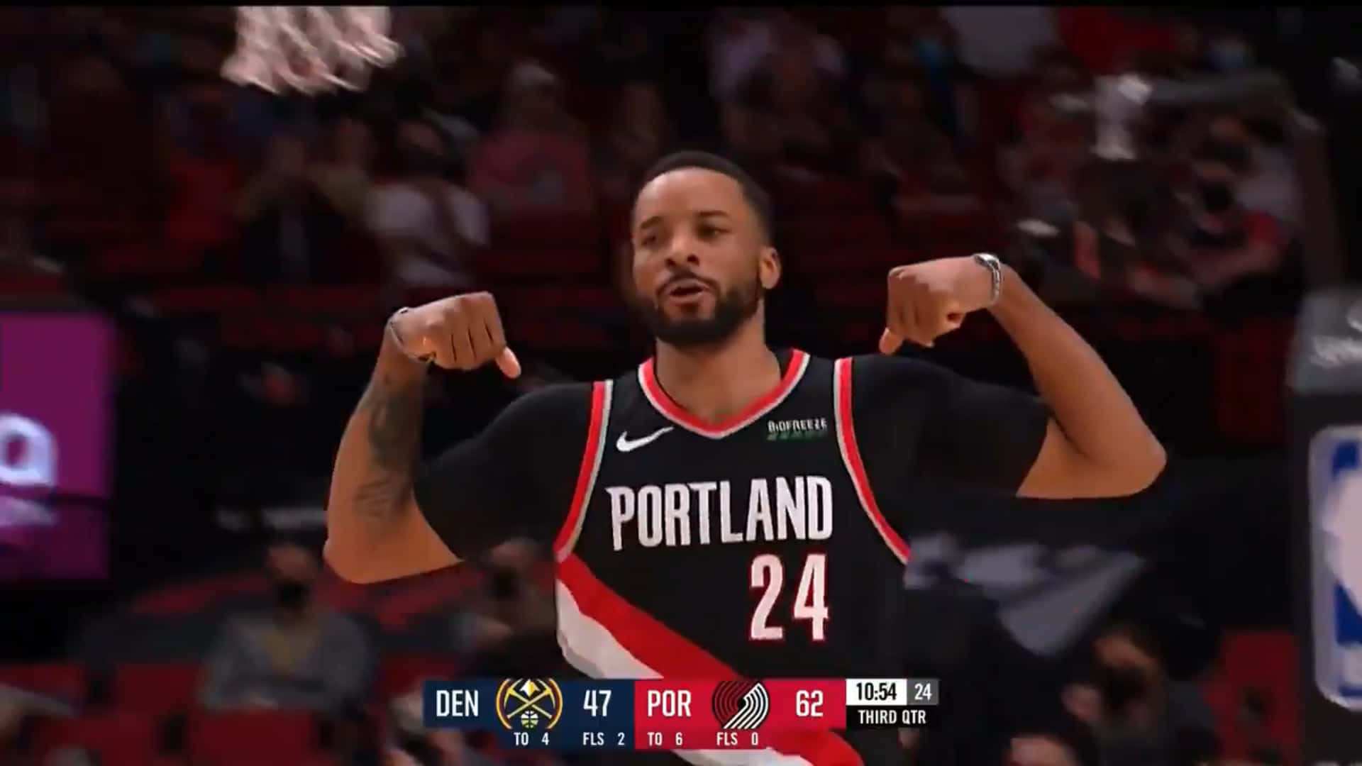 Norman Powell In Game Against Denver Nuggets Background