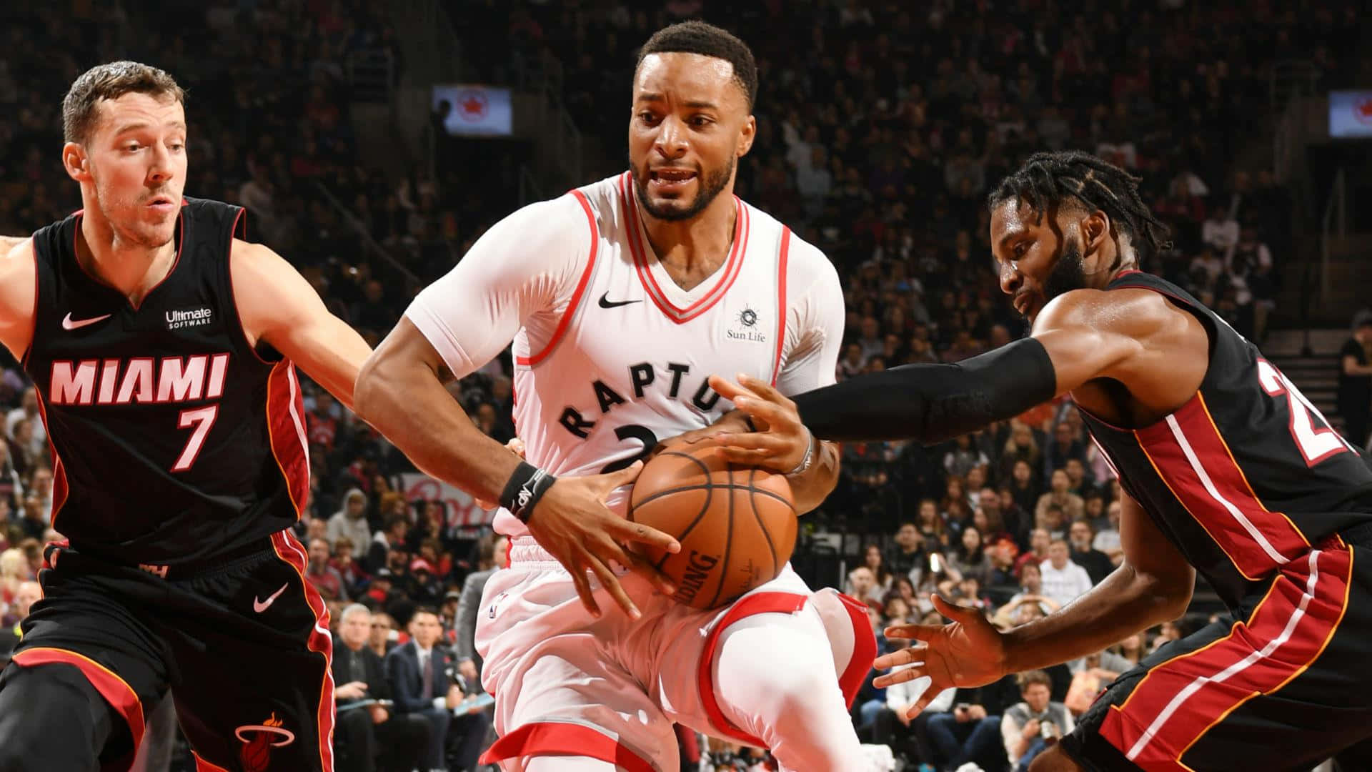 Norman Powell In Toronto Raptors Versus Miami Heat Game Background