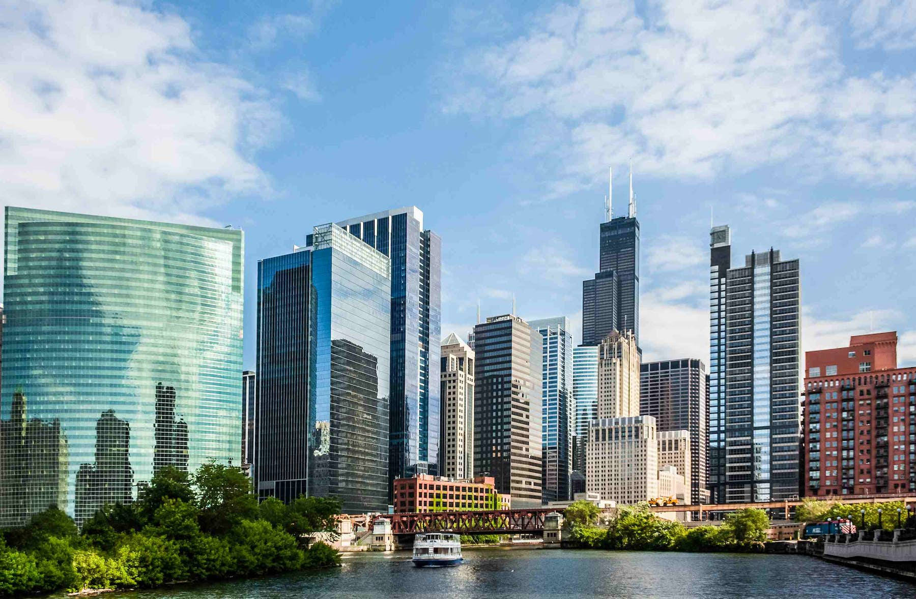 North Wacker Building In Chicago, Illinois