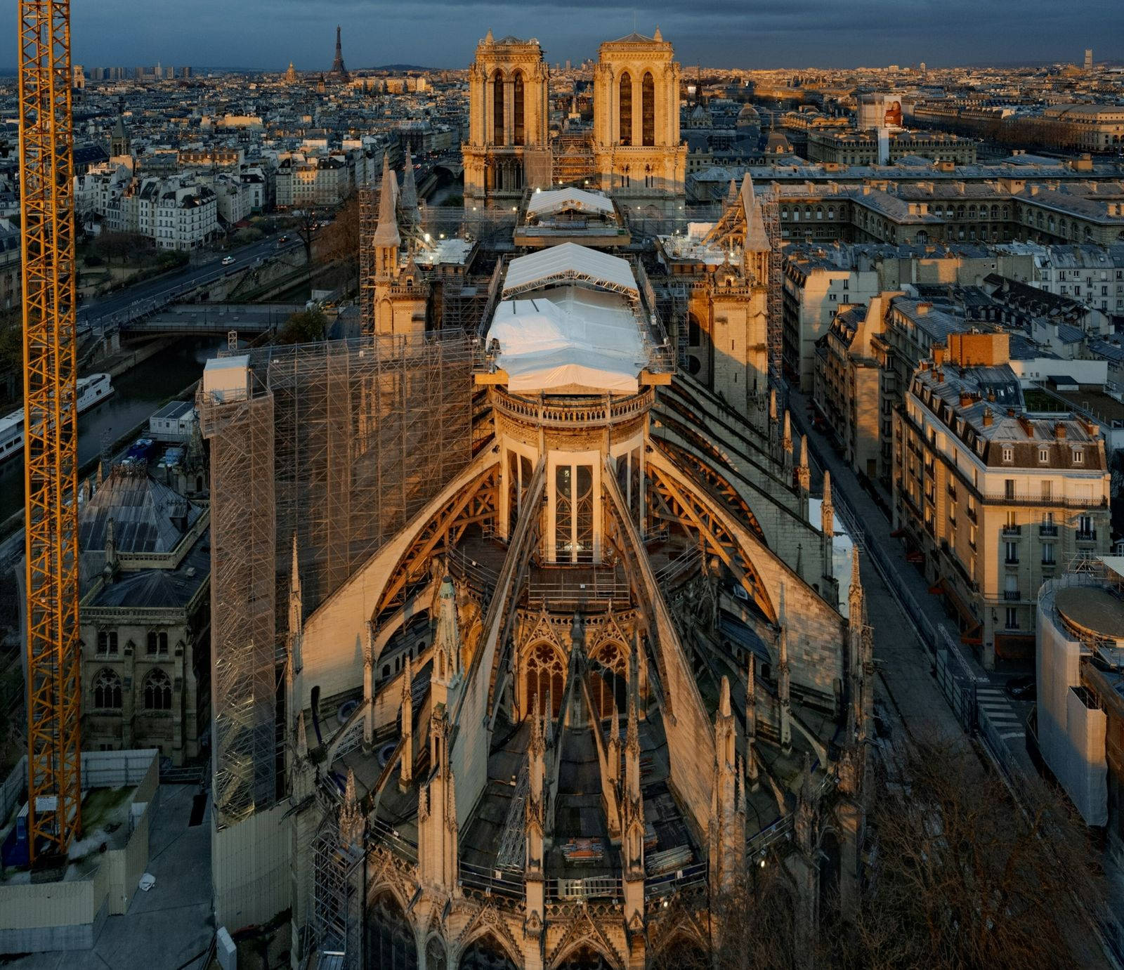 Notre Dame During Golden Hour Background