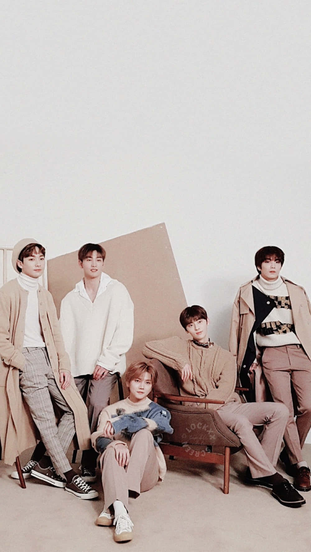 Nuest Kpop Band Neutral Outfit Background