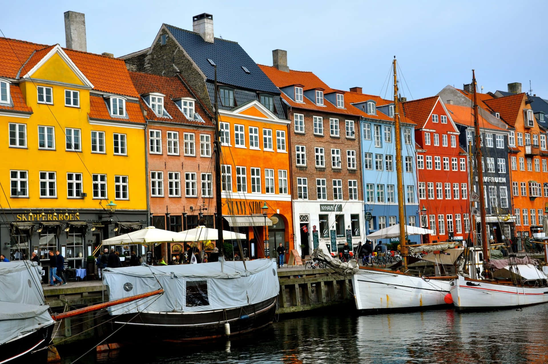 Nyhavn Port Mecca Traders And Craftsmen Background