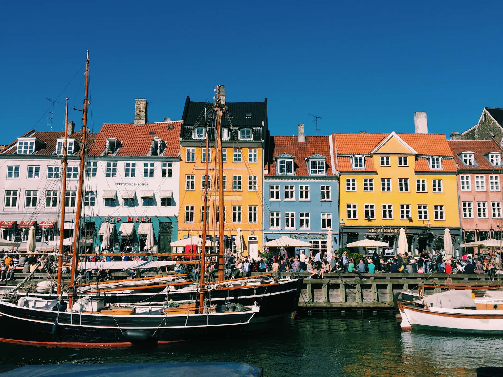 Nyhavn Port Sunny Waterfront Area Background
