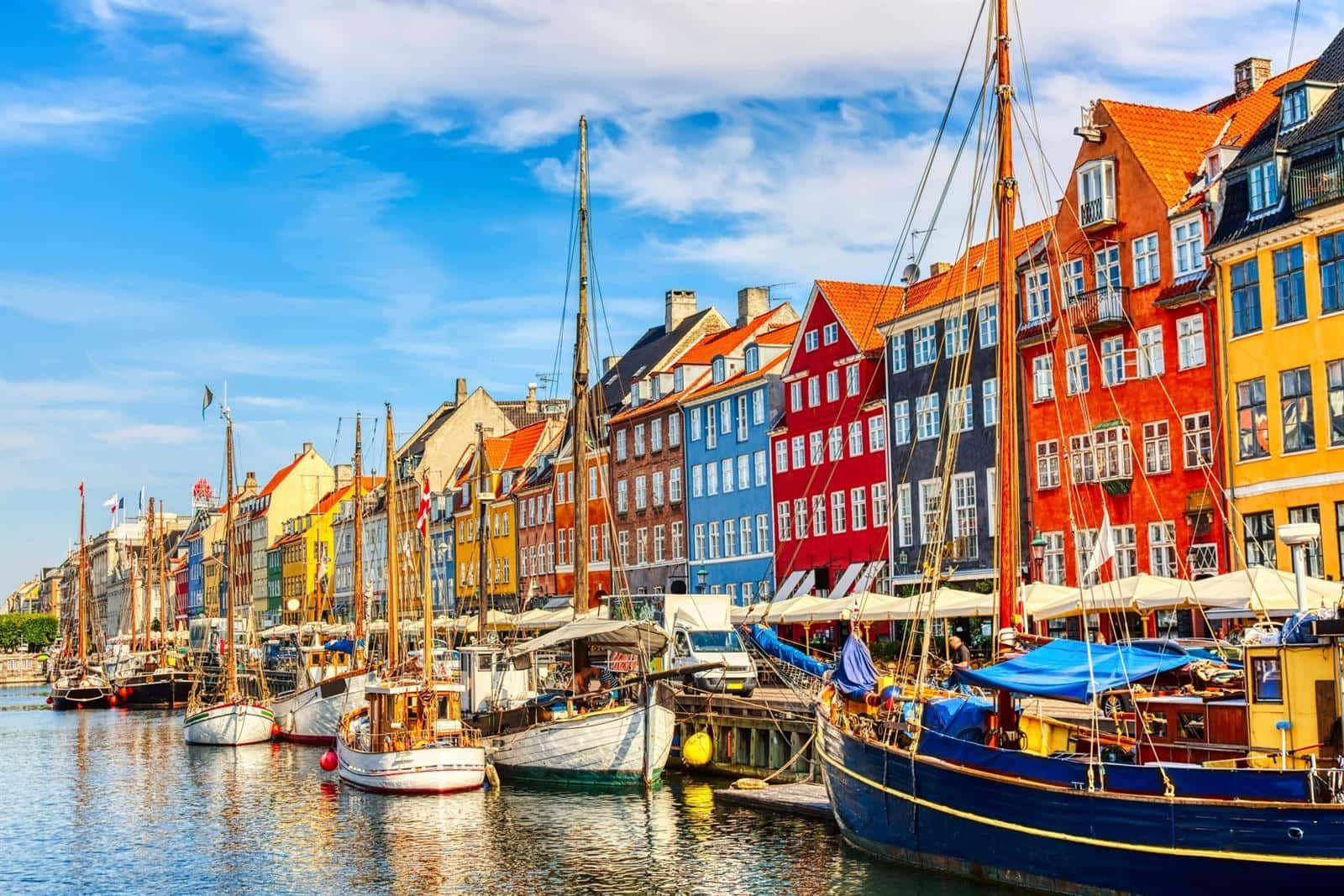 Nyhavn Restaurant-lined Street Port Background