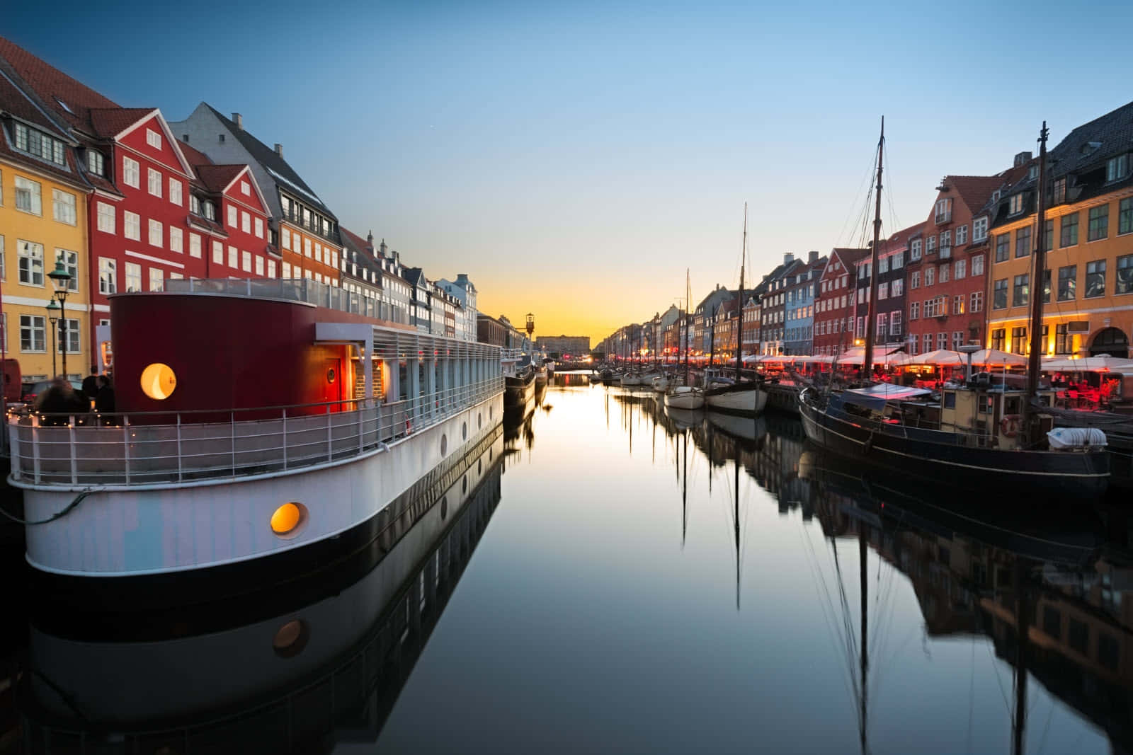 Nyhavn Water Waterfront Historic Buildings Background