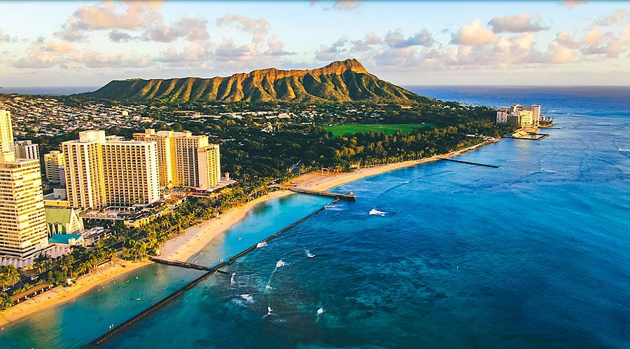 Oahu Landscape During Golden Hour Background