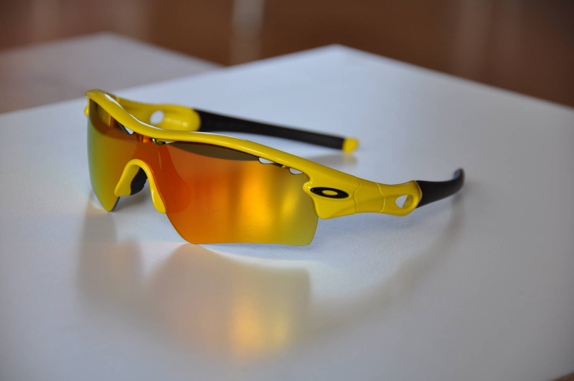 Oakley Sunglasses Radar Sports Cycling Background