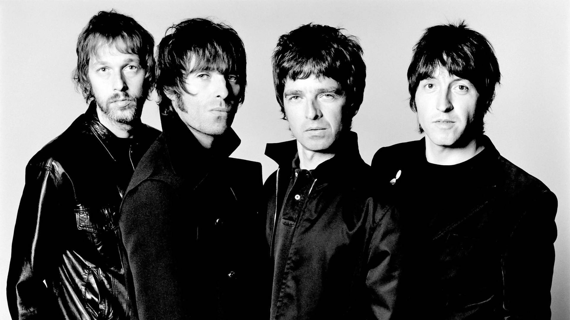 Oasis Four Members Background