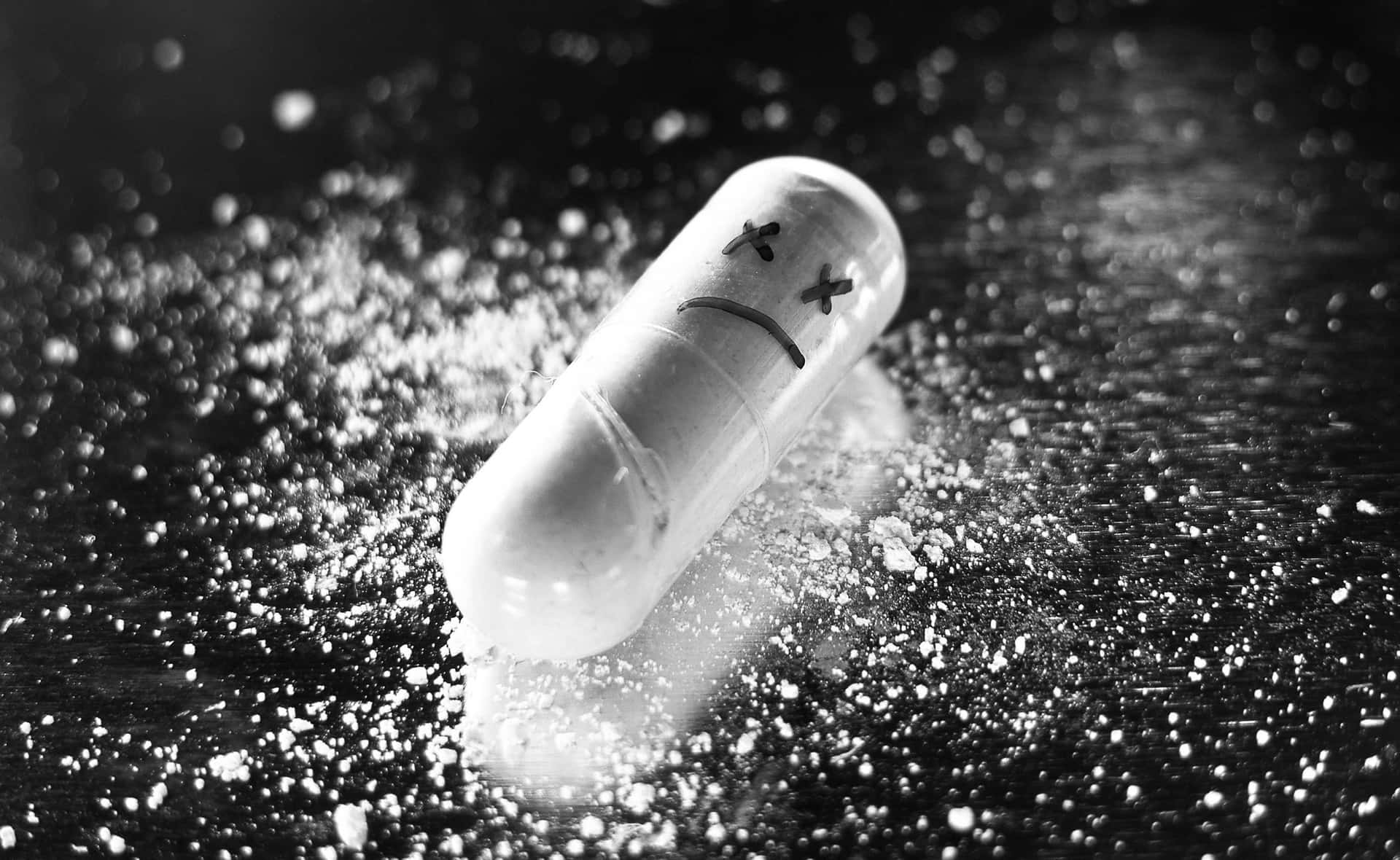 Oblong Pill With Face [wallpaper] Background
