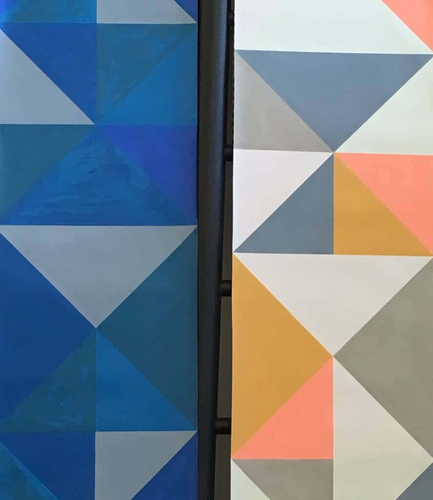 Obtuse Triangles In Two Different Palettes Background