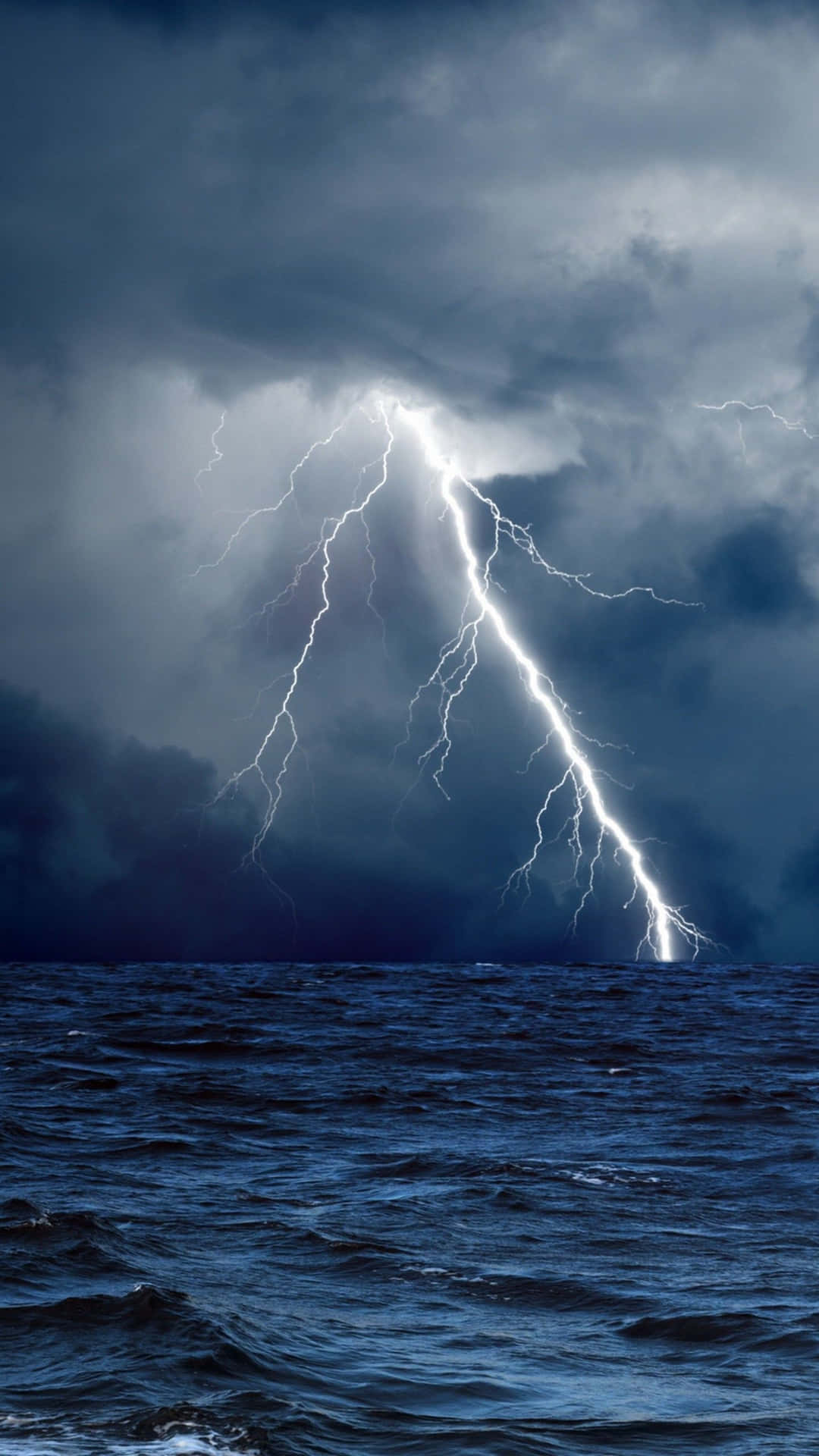 Ocean Storm And Lightning Background