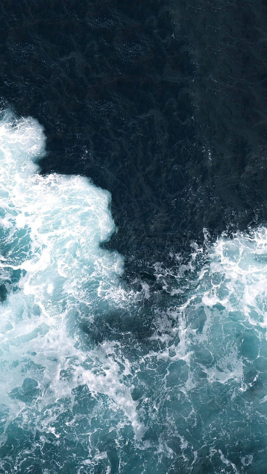 Ocean Waves Crashing Aerial View Iphone Background
