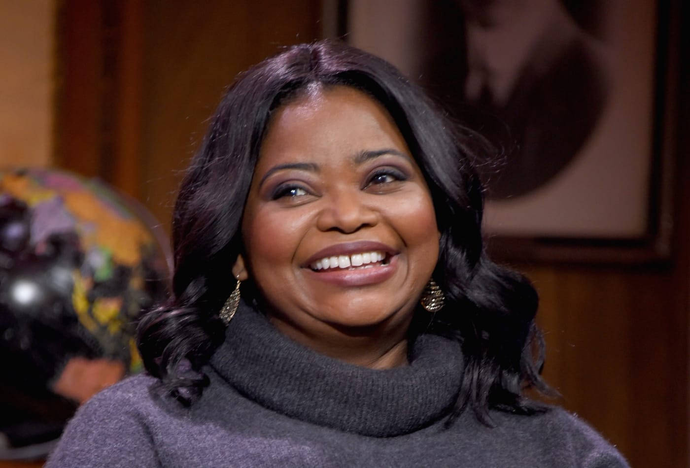 Octavia Spencer - Acclaimed Hollywood Star Background