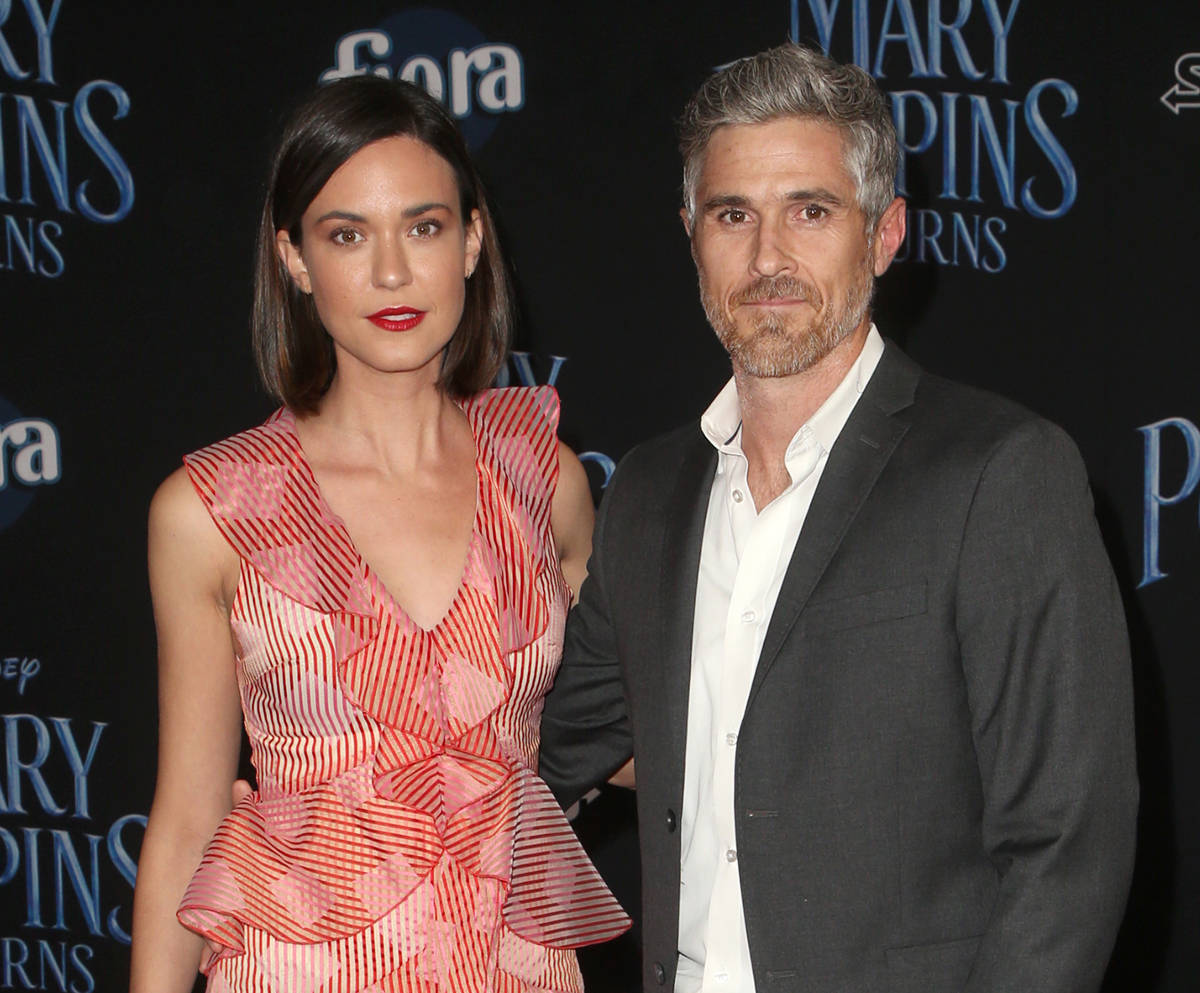 Odette Annable And Dave Annable At A Disney Event Background