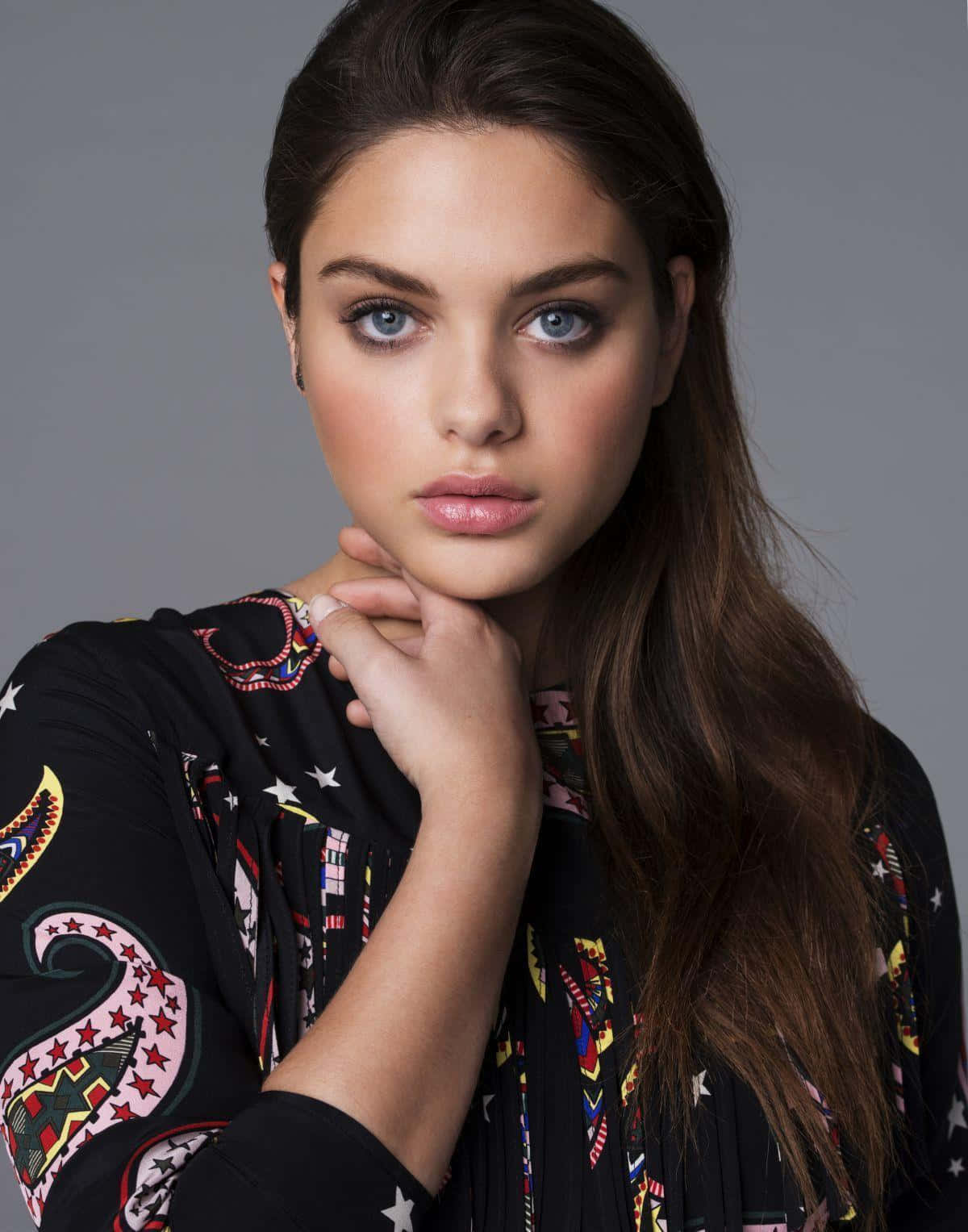 Odeya Rush Posing Background