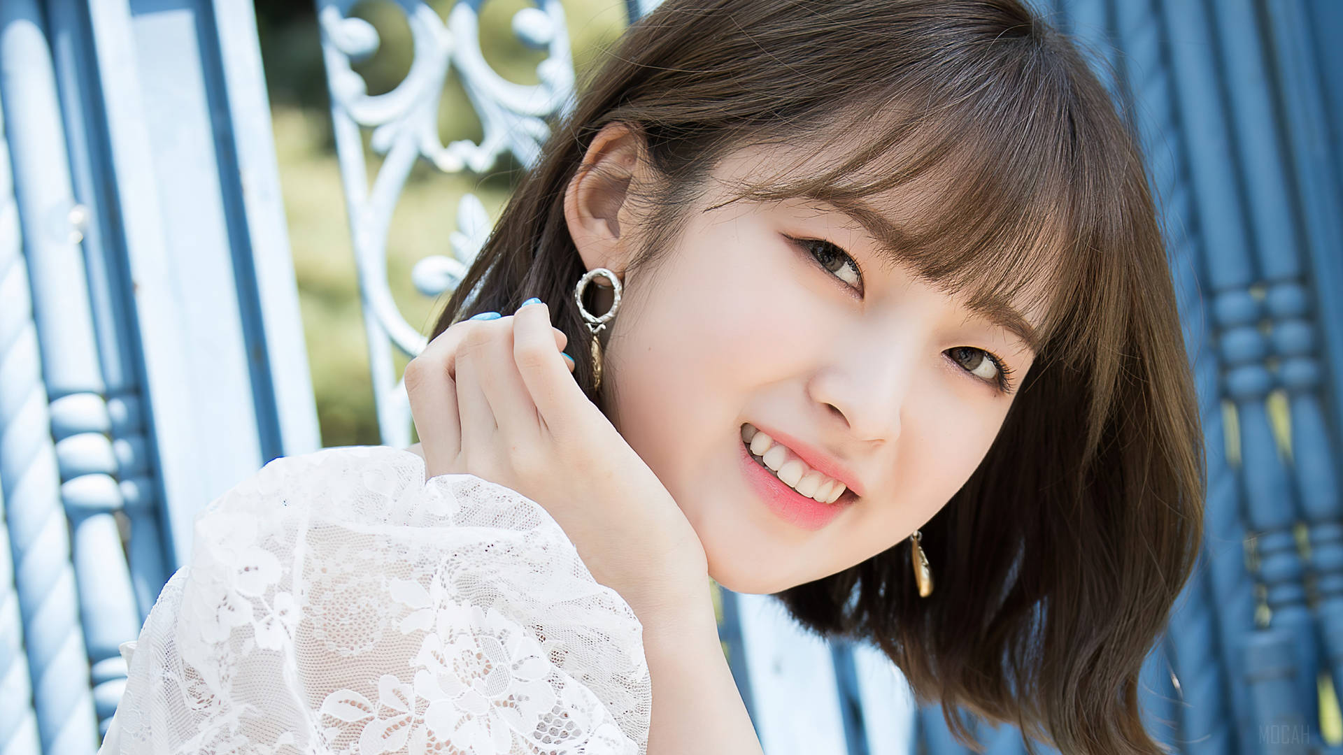Oh My Girl Arin Smile