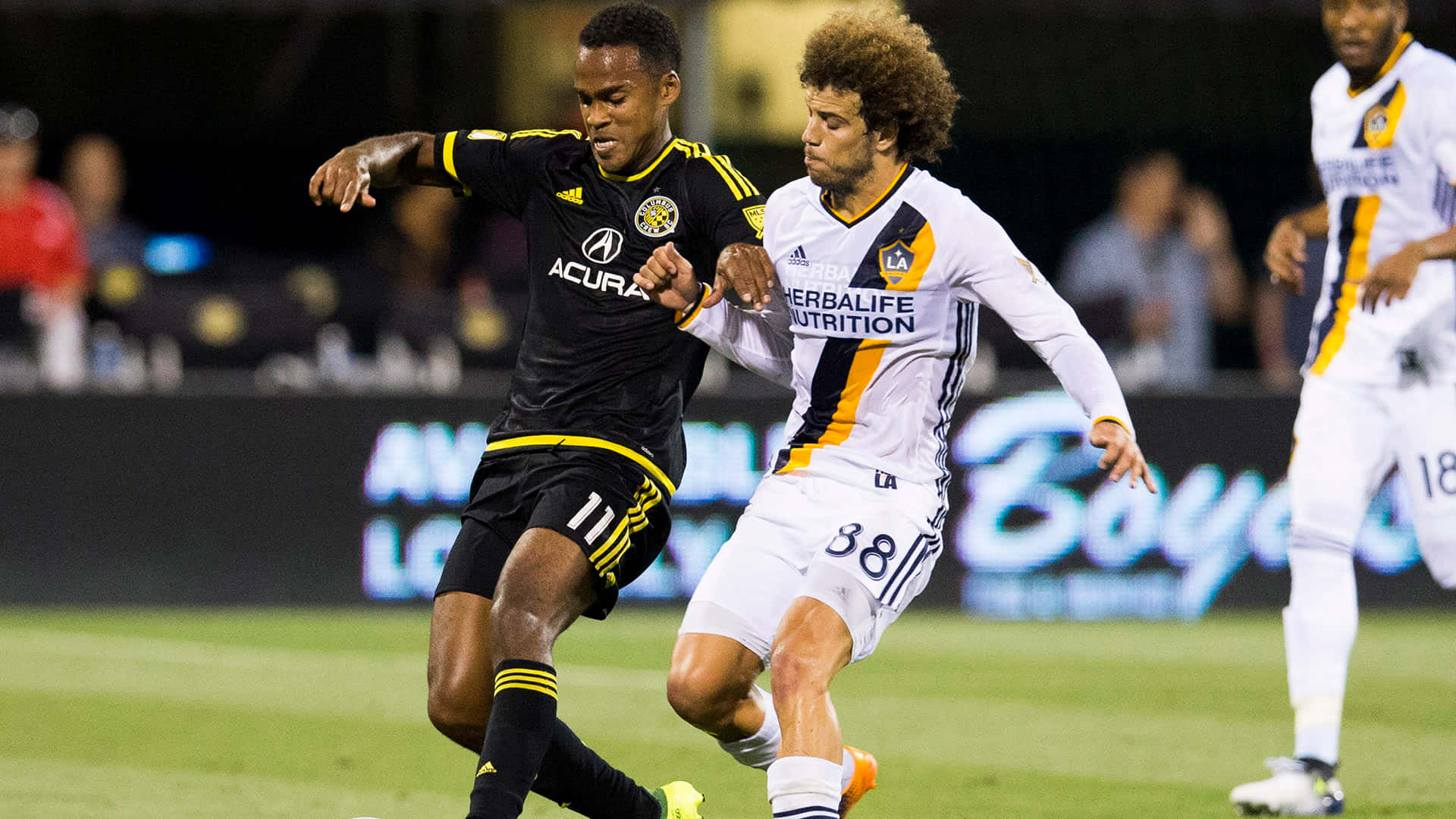 Ola Kamara Columbus Crew Sc Vs. La Galaxy Background