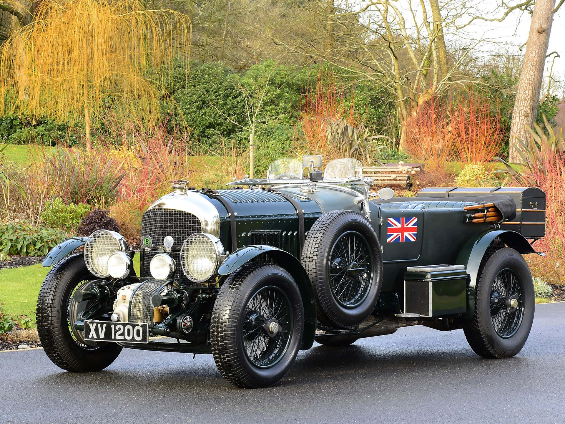 Old Bentley Union Flag Background